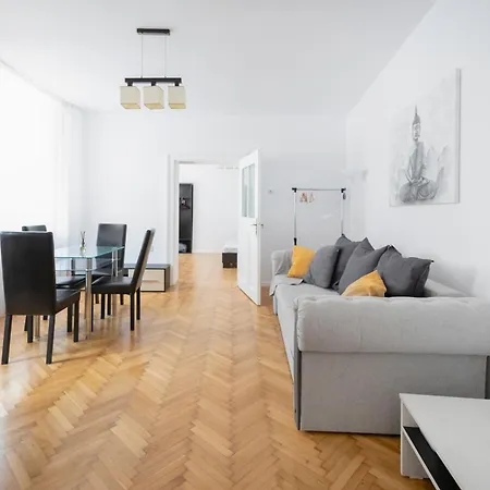 Your In Old Town * Brașov